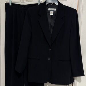 Classic Black Women's Blazer with Pants Suit Size 10